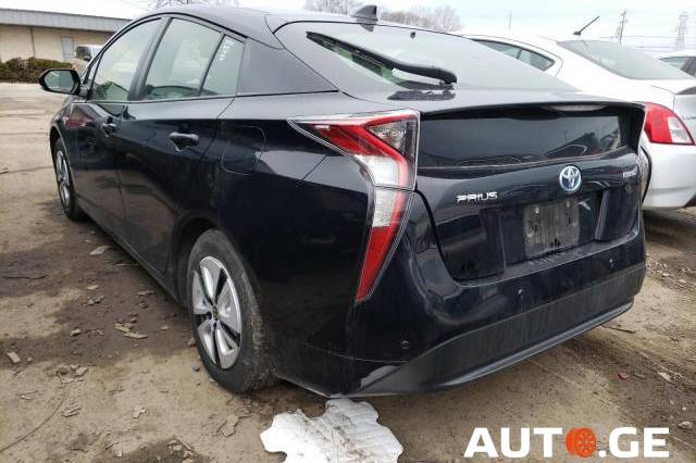 Toyota Prius 2018 — photo 2