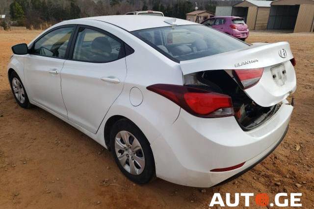 Hyundai Elantra 2016 — photo 2