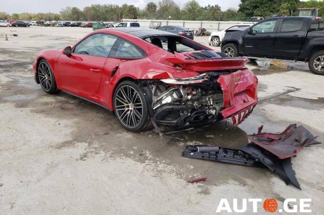 Porsche 911 2019 — photo 2