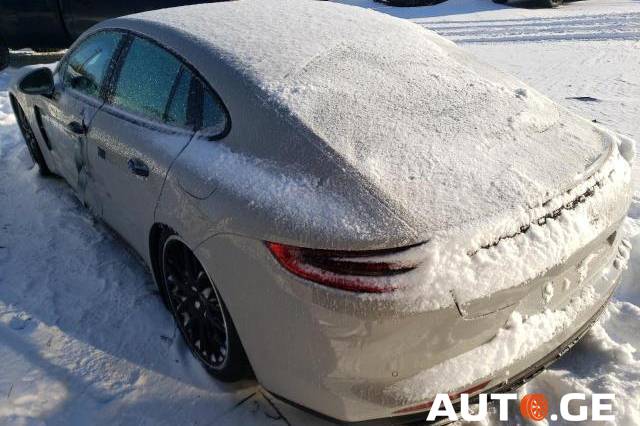 Porsche Panamera 2020 — photo 2