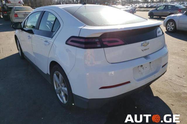 Chevrolet Volt 2013 — photo 2