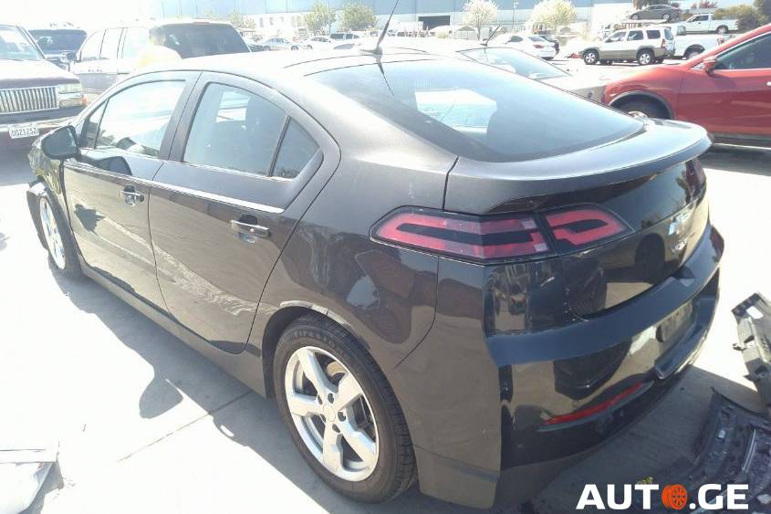 Chevrolet Volt 2014 — photo 2