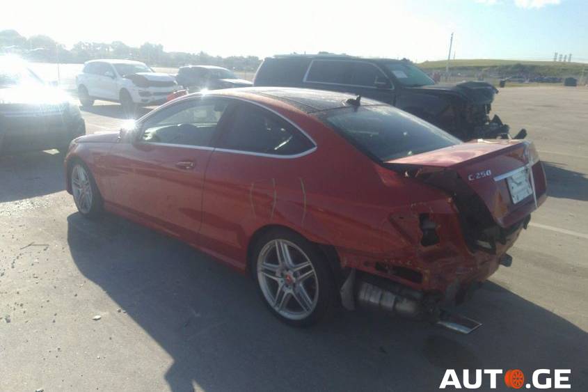 Mercedes-Benz C-250C 2013 — photo 2