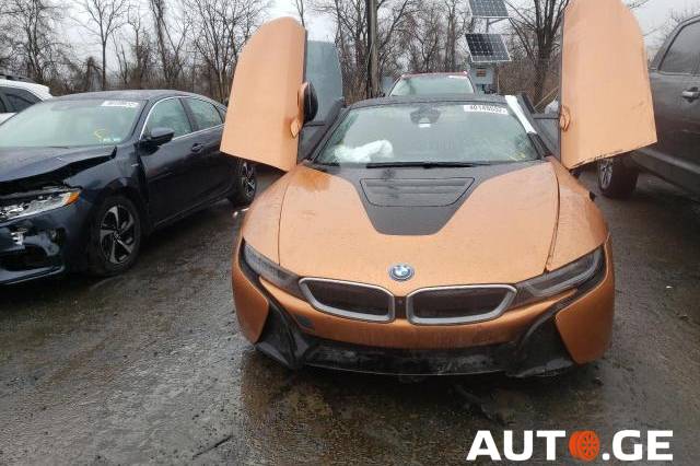 BMW i8 2019 — photo 2