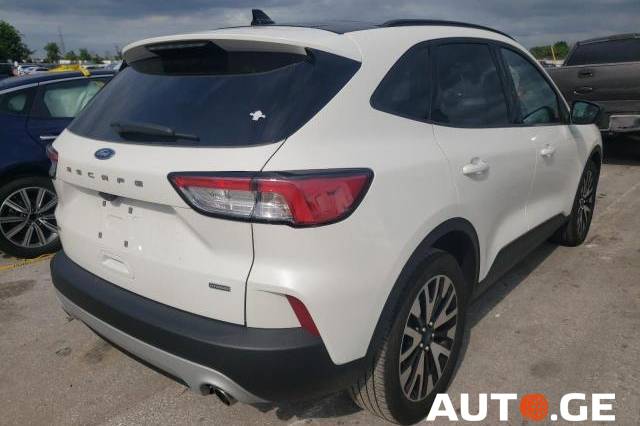 Ford Escape 2020 — photo 2