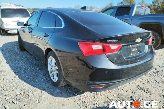 Chevrolet Malibu 2017 — photo 2
