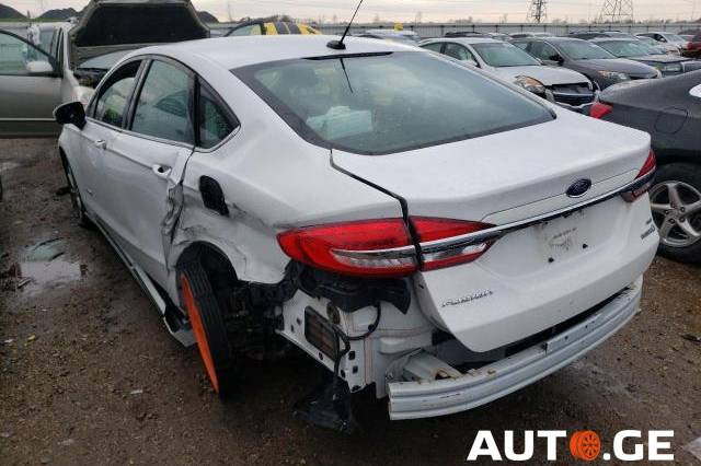 Ford Fusion 2017 — photo 2