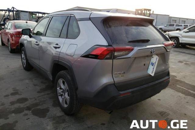 Toyota RAV4 2020 — photo 2