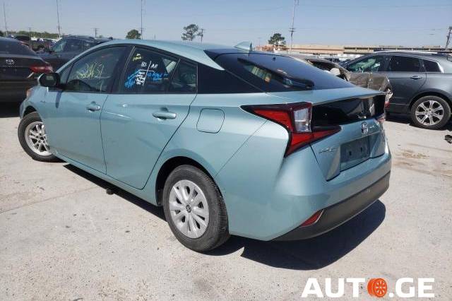 Toyota Prius 2020 — photo 2
