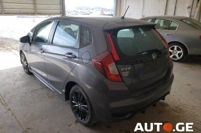Honda Fit 2018 — photo 2