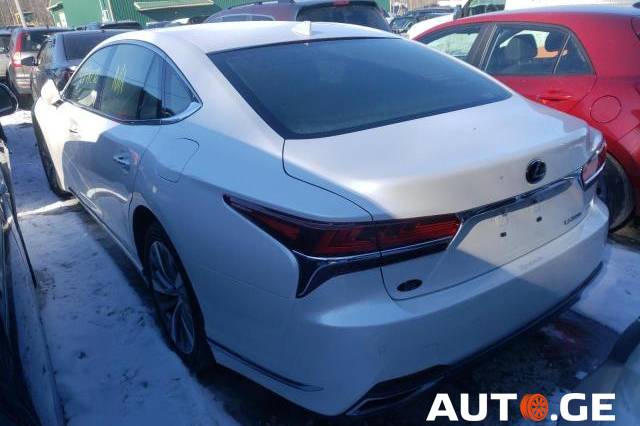 Lexus Is-460I 2018 — photo 2