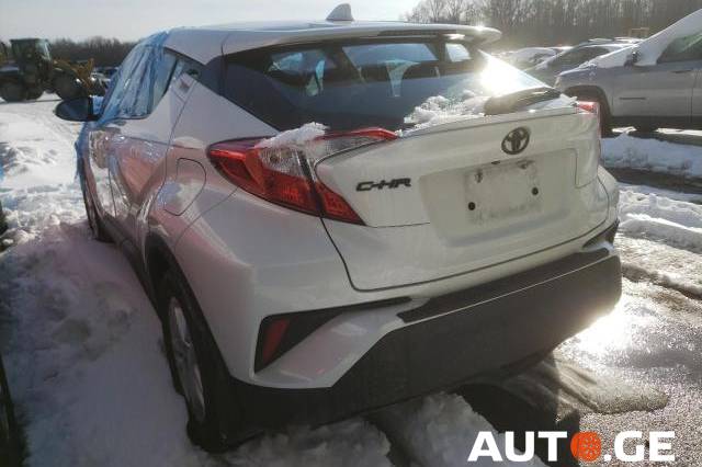 Toyota C-HR 2020 — photo 2