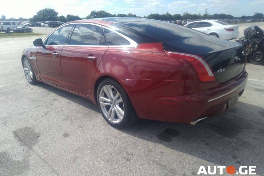 Jaguar XJ 2012 — photo 2