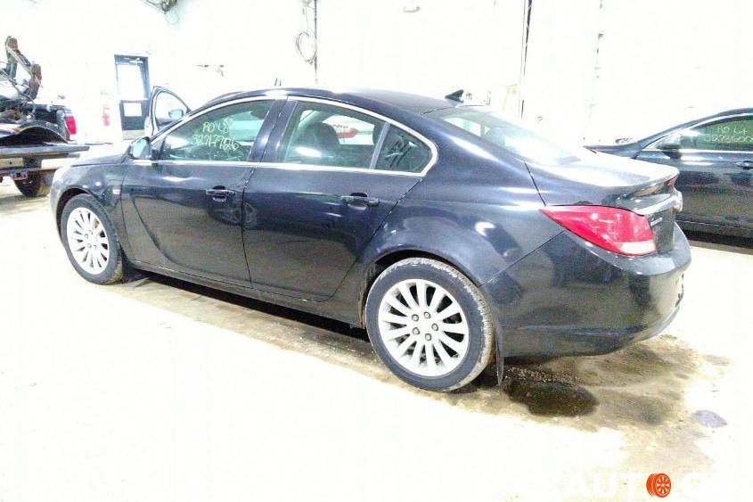 Buick Regal 2011 — photo 2
