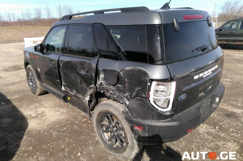 Ford Bronco 2021 — photo 2