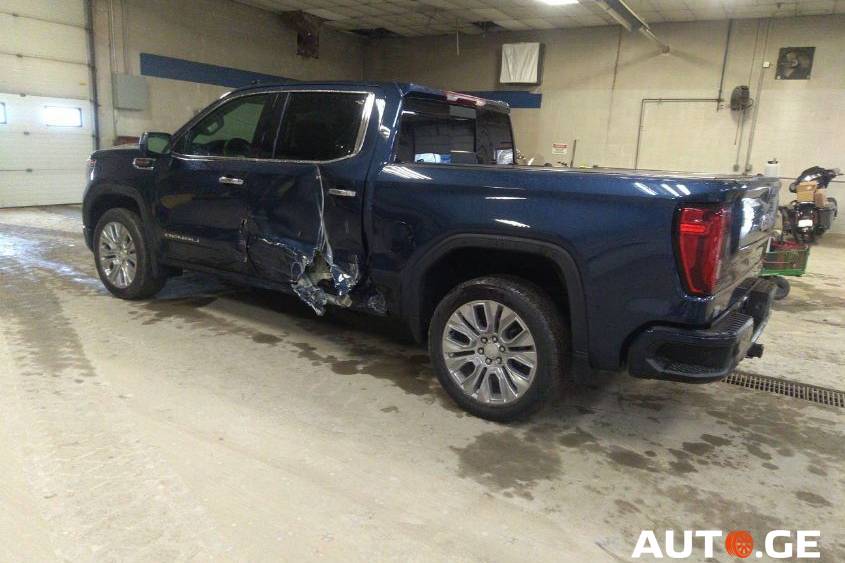 GMC Sierra-1500-Pickup 2022 — photo 2