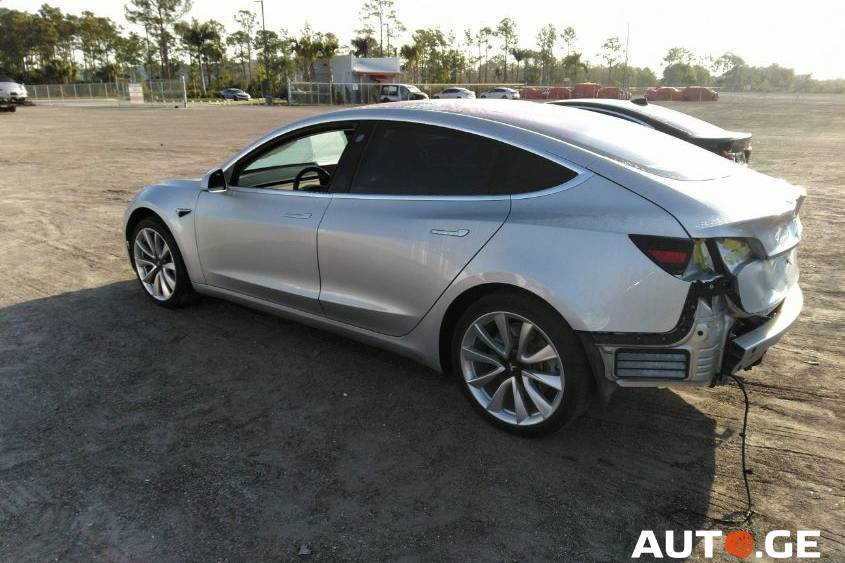 Tesla Model-3-Tesla 2018 — photo 2