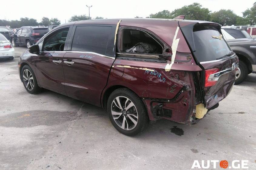 Honda Odyssey 2019 — photo 2