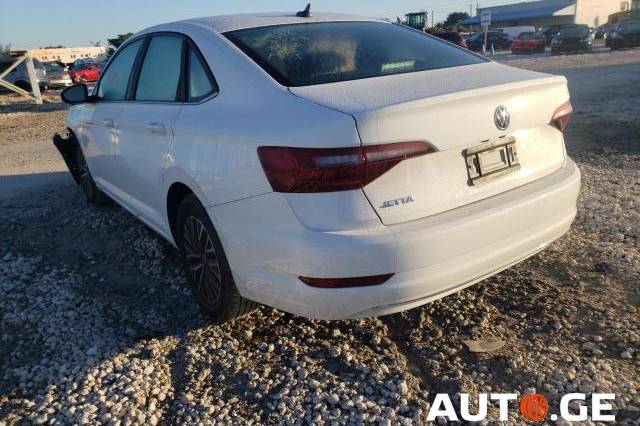 Volkswagen Jetta 2021 — photo 2