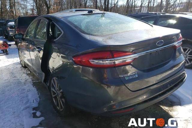 Ford Fusion 2017 — photo 2
