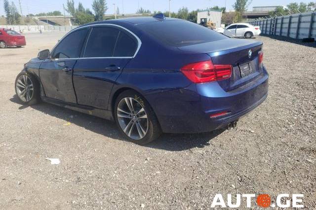 BMW 330 2018 — photo 2