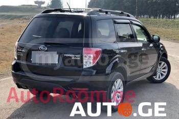 Subaru Forester 2012 — photo 2