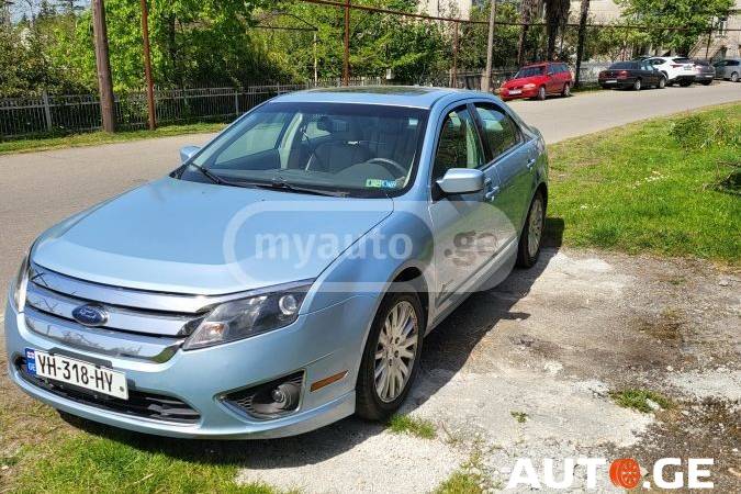 Ford Focus 2010 — photo 2