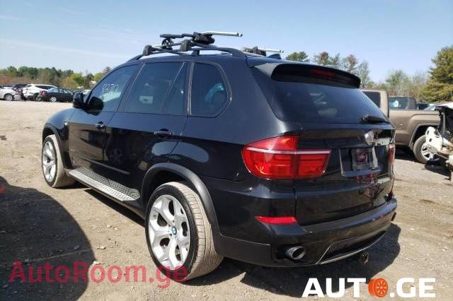 BMW X5 2012 — photo 2