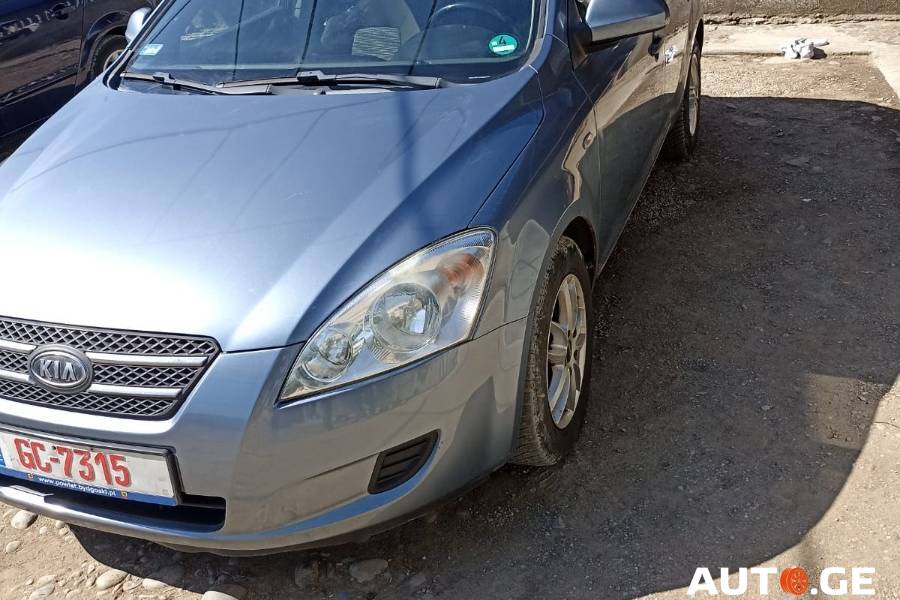 Kia Ceed 2008 — photo 2