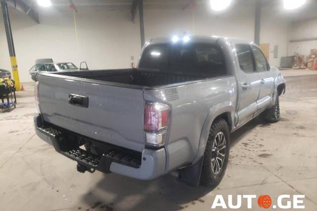 Toyota Tacoma 2020 — photo 2