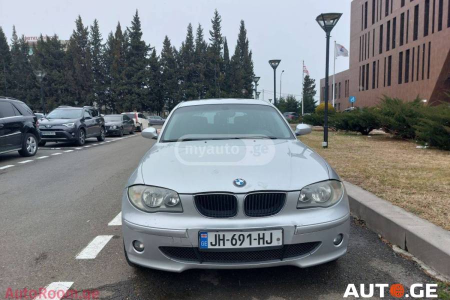 BMW 120