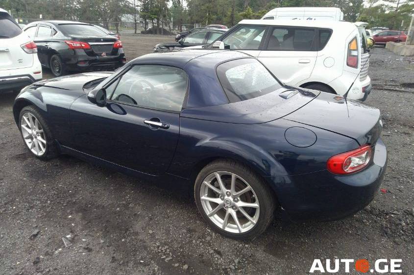 Mazda MX-3 2012 — photo 2