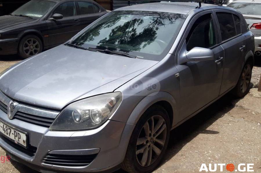 Opel Astra 2005 — photo 2