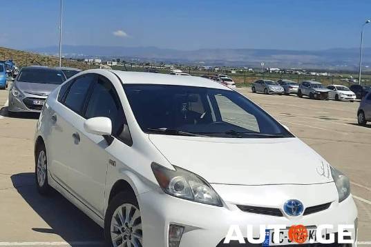 Toyota Prius 2012 — photo 2