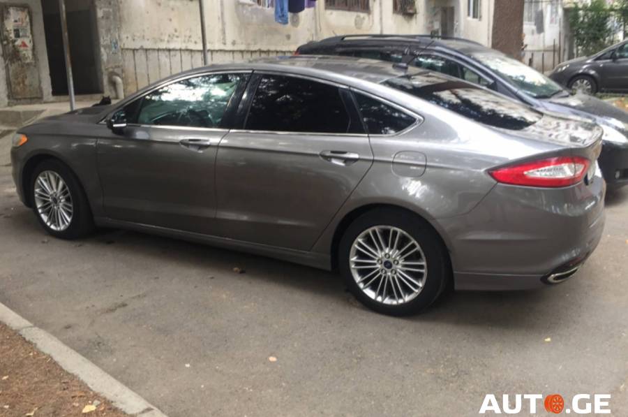 Ford Fusion
