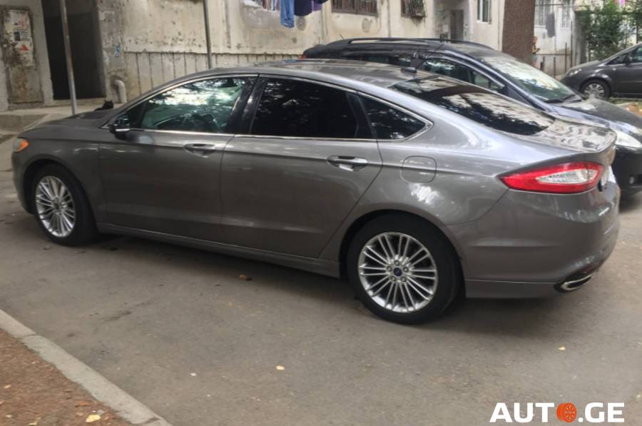 Ford Fusion 2014 — photo 2