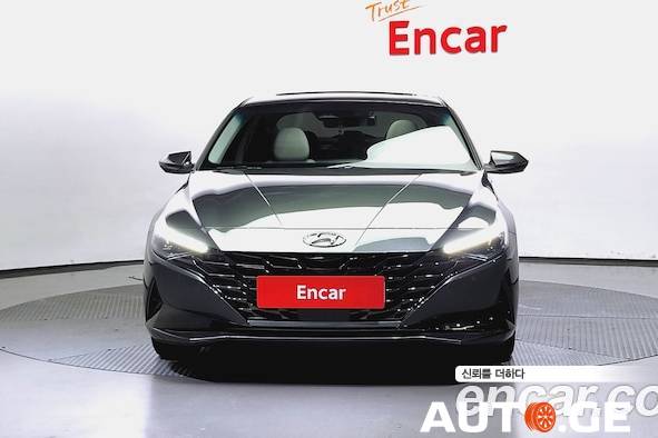 Hyundai Elantra 2021 — photo 2