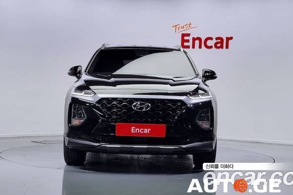 Hyundai Santa Fe 2018 — photo 2