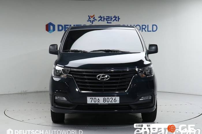 Hyundai Grand-Starex 2019 — photo 2