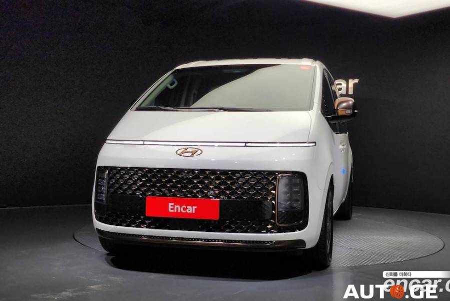 Hyundai Grand-Starex 2021 — photo 2