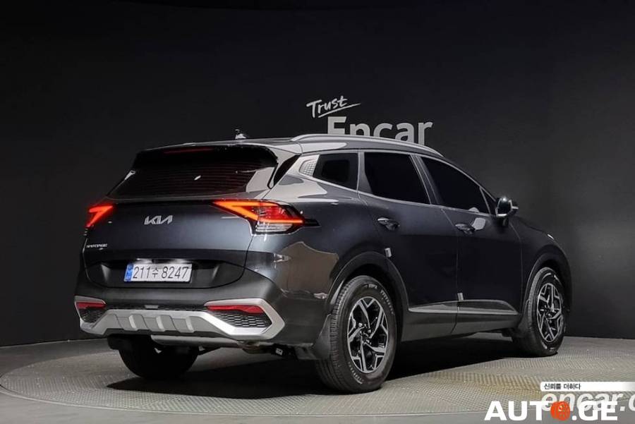 Kia Sportage 2023 — photo 2