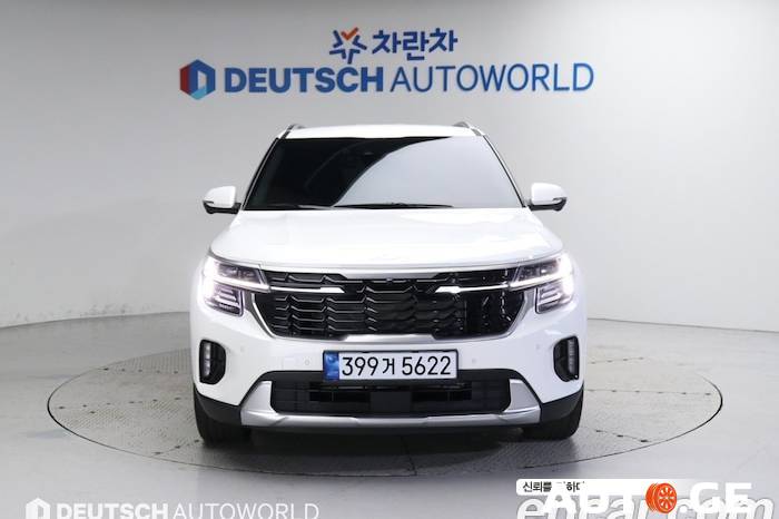Kia Seltos 2023 — photo 2