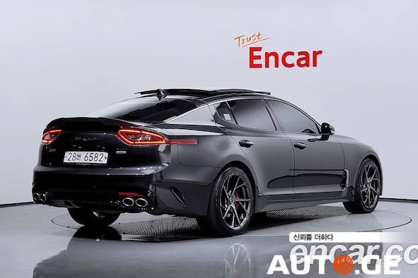 Kia Stinger 2017 — photo 2