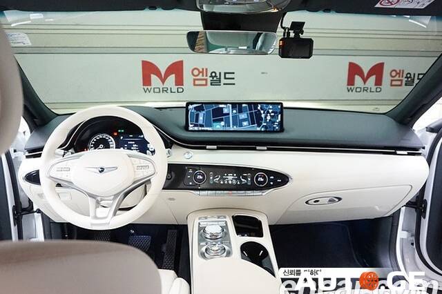 Hyundai Genesis 2022 — photo 2