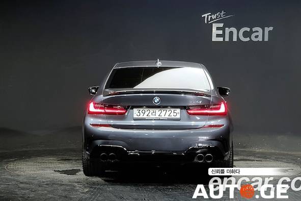 BMW 3-Series 2019 — photo 2