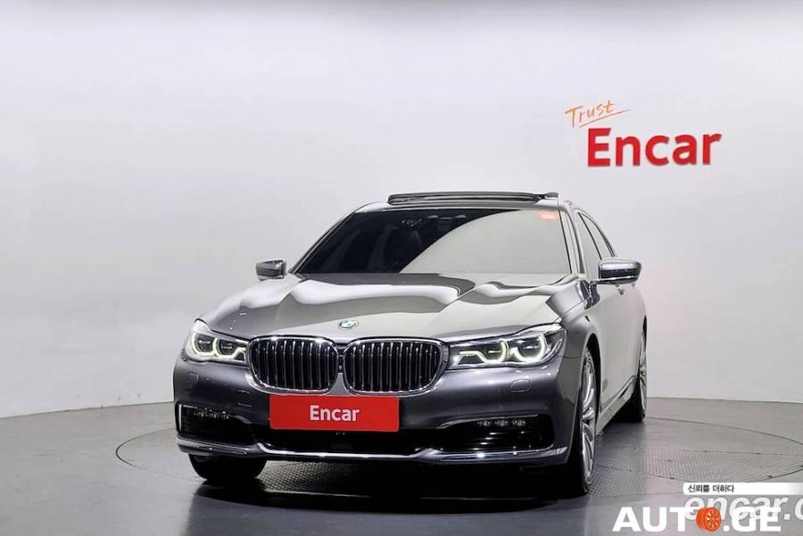 BMW 7 Series 2016 — photo 2