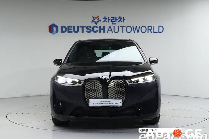 BMW I-Series 2021 — photo 2