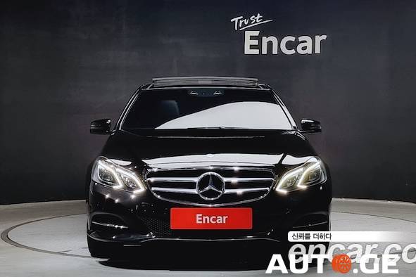Mercedes-Benz E-Class 2014 — photo 2