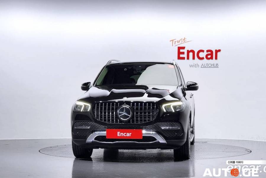 Mercedes-Benz Gle-Class 2020 — photo 2