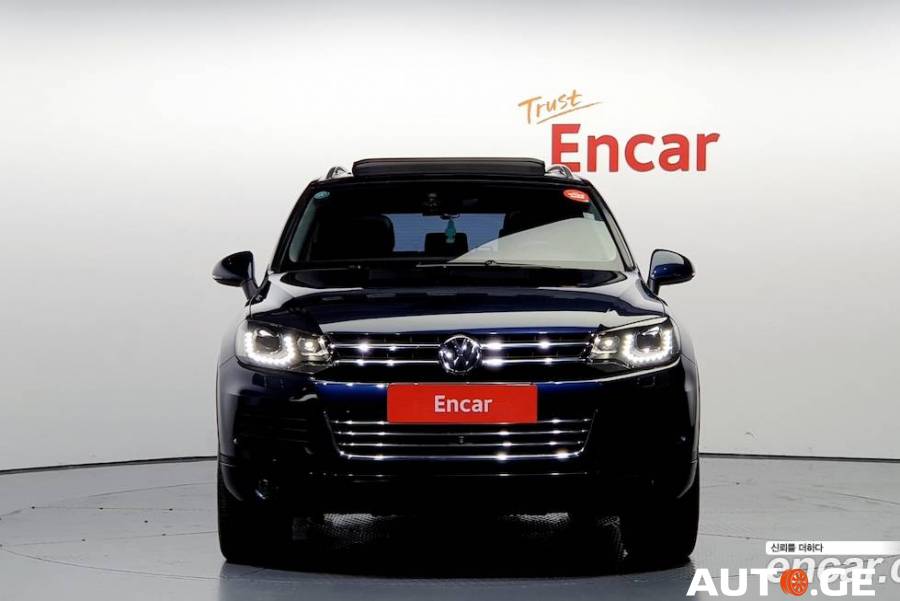 Volkswagen Touareg 2012 — photo 2